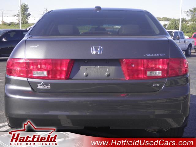 2005 Honda Accord LS 2WD