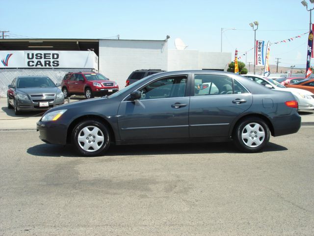 2005 Honda Accord 2dr Reg Cab 120.5 WB