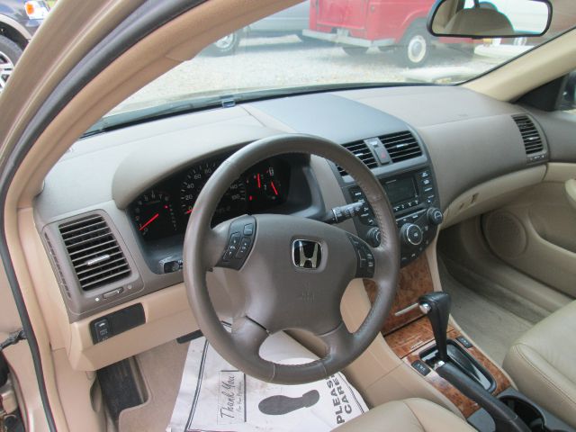 2005 Honda Accord RT HEMI V8