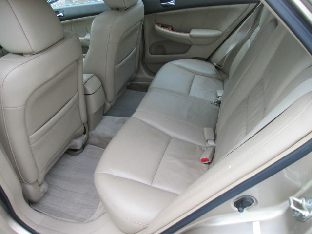 2005 Honda Accord RT HEMI V8