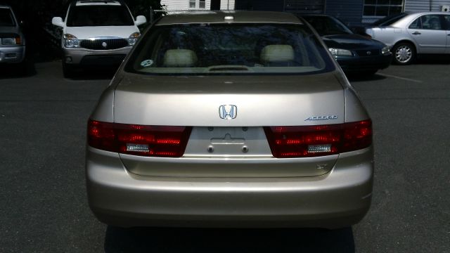 2005 Honda Accord RT HEMI V8