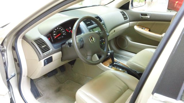 2005 Honda Accord RT HEMI V8