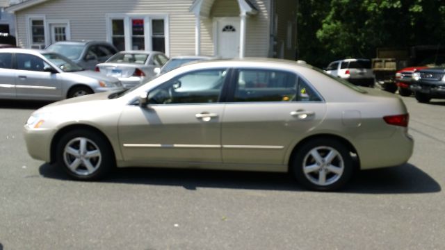 2005 Honda Accord RT HEMI V8