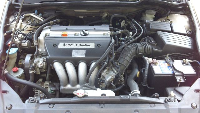 2005 Honda Accord RT HEMI V8