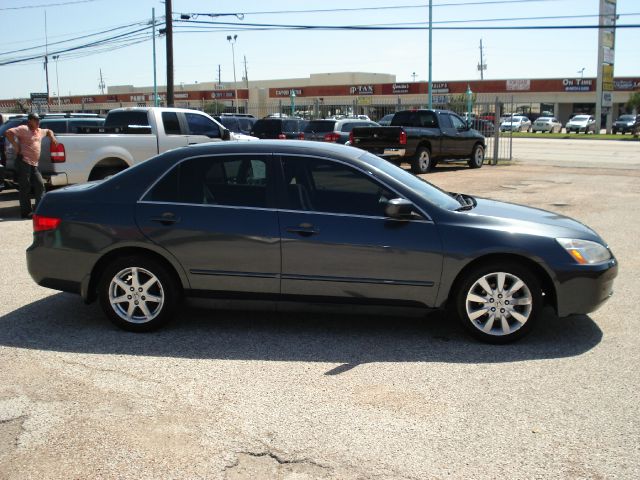 2005 Honda Accord 2dr Reg Cab 120.5 WB