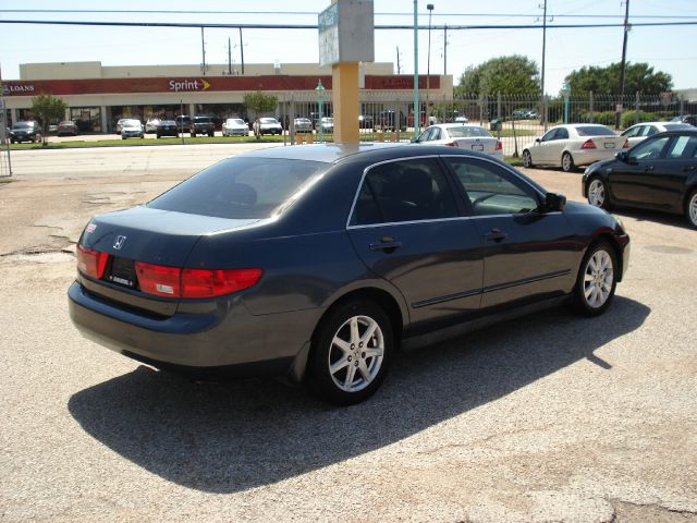 2005 Honda Accord 2dr Reg Cab 120.5 WB