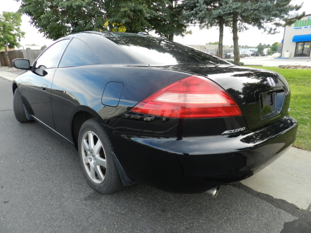 2005 Honda Accord Luxury Hardtop 4dr