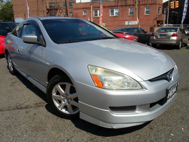 2005 Honda Accord Luxury Hardtop 4dr