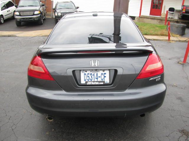 2005 Honda Accord Luxury Hardtop 4dr