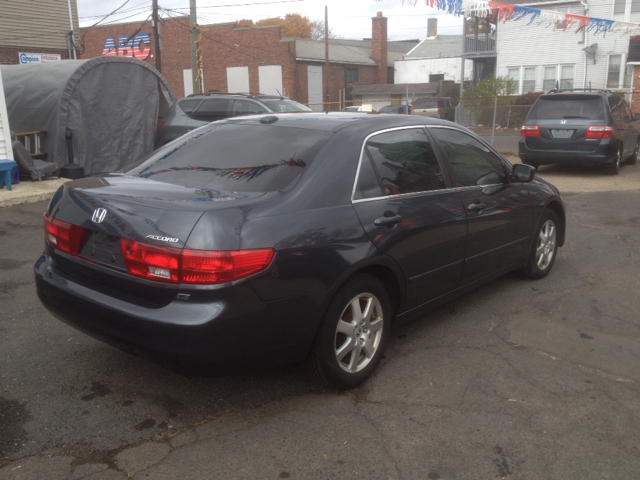 2005 Honda Accord SLT - QUAD CAB Cummins