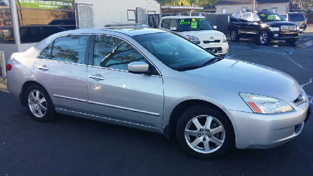 2005 Honda Accord SLT - QUAD CAB Cummins