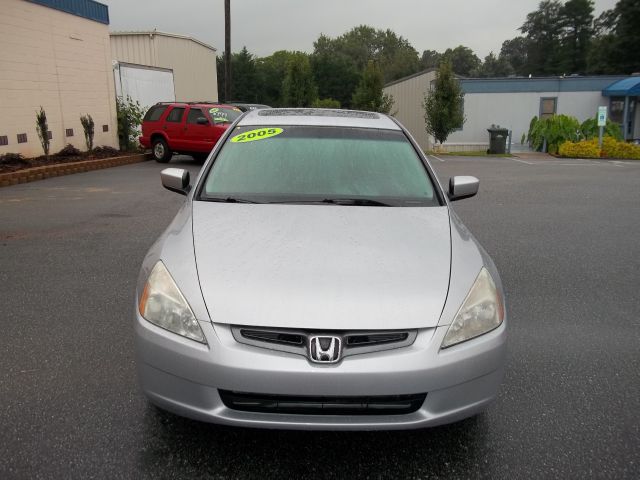 2005 Honda Accord SLT - QUAD CAB Cummins