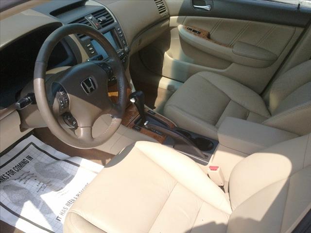 2005 Honda Accord Unknown