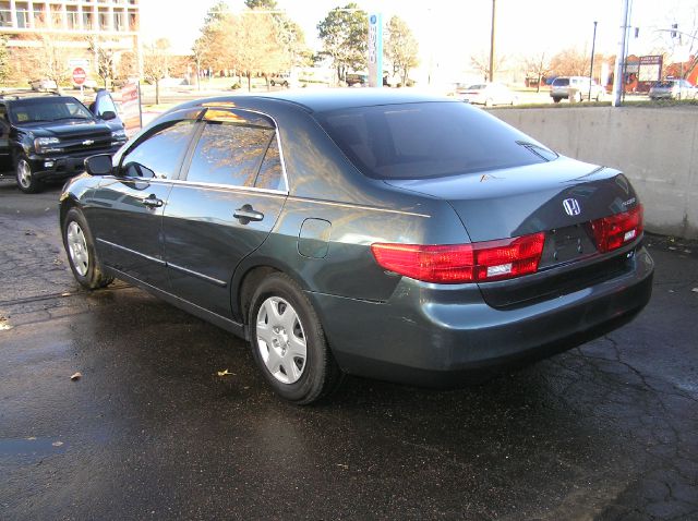 2005 Honda Accord 2dr Reg Cab 120.5 WB