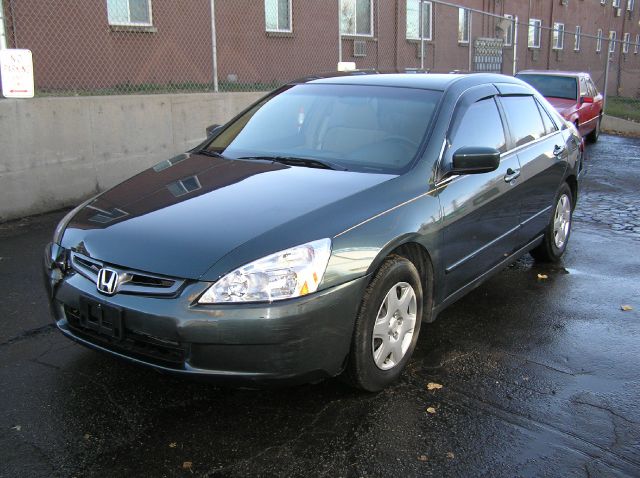 2005 Honda Accord 2dr Reg Cab 120.5 WB