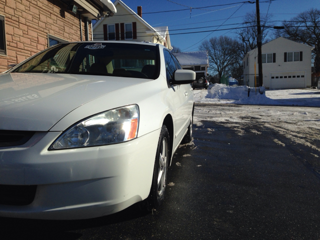 2005 Honda Accord RT HEMI V8