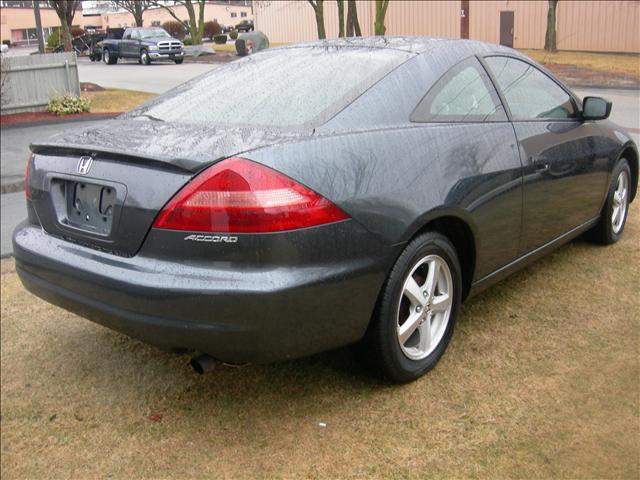 2005 Honda Accord SE