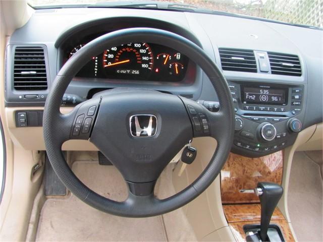 2005 Honda Accord 4WD Supercrew Styleside 5-1/2 Ft Box FX4 4x4 Truck