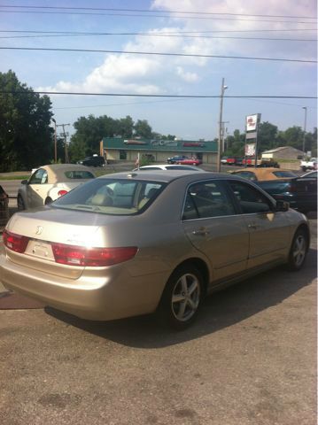 2005 Honda Accord RT HEMI V8