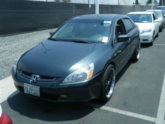 2005 Honda Accord RT HEMI V8