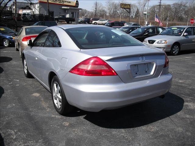 2005 Honda Accord SE