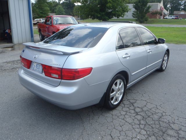 2005 Honda Accord SLT - QUAD CAB Cummins