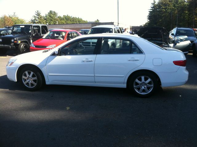 2005 Honda Accord SLT - QUAD CAB Cummins