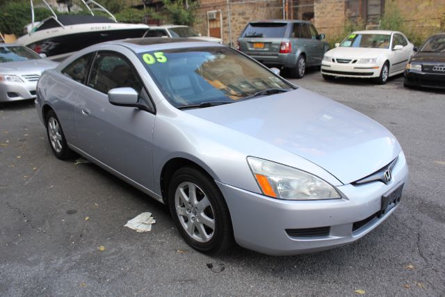 2005 Honda Accord Luxury Hardtop 4dr