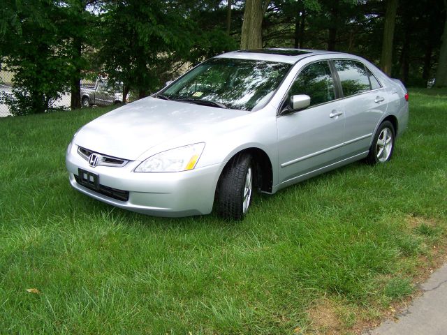 2005 Honda Accord ZQ8 LS