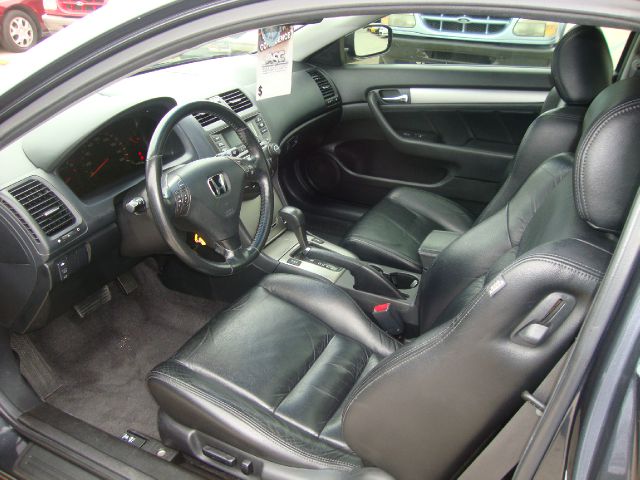 2006 Honda Accord 2dr Reg Cab 120.5 WB