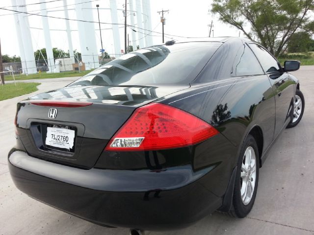 2006 Honda Accord 2dr Reg Cab 120.5 WB