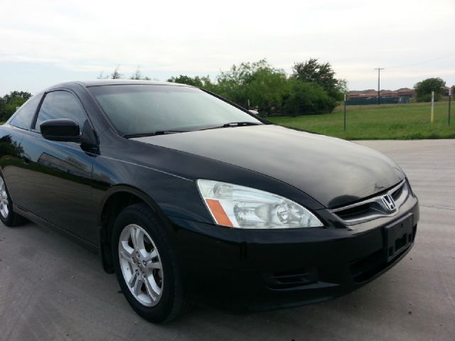 2006 Honda Accord 2dr Reg Cab 120.5 WB