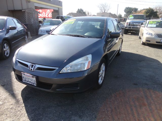 2006 Honda Accord 2dr Reg Cab 120.5 WB