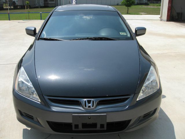 2006 Honda Accord 2dr Reg Cab 120.5 WB