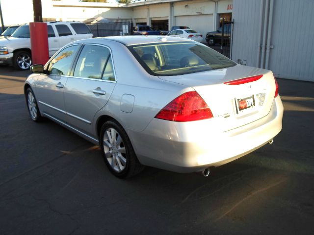 2006 Honda Accord SE Moonroof,power Pkg,cd/xm Stereo,abs,cert