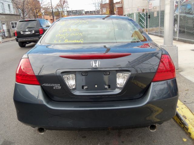 2006 Honda Accord RT HEMI W/ Sunroof