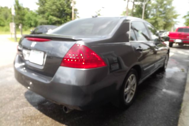 2006 Honda Accord LS 2WD