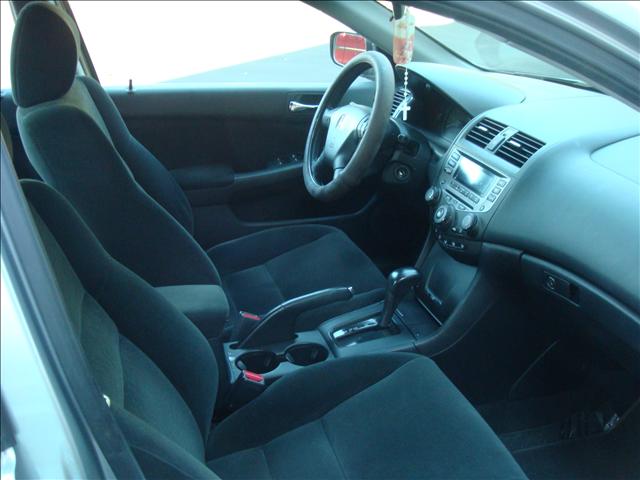 2006 Honda Accord 5dr HB