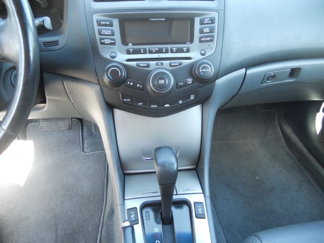 2006 Honda Accord NAV Dvdx2