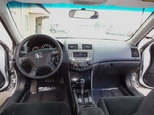 2006 Honda Accord 3500 Reg. Cab 8-ft. Bed D