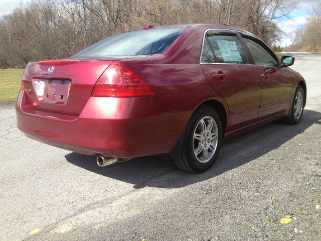 2006 Honda Accord Touring WITH DVD And NAV