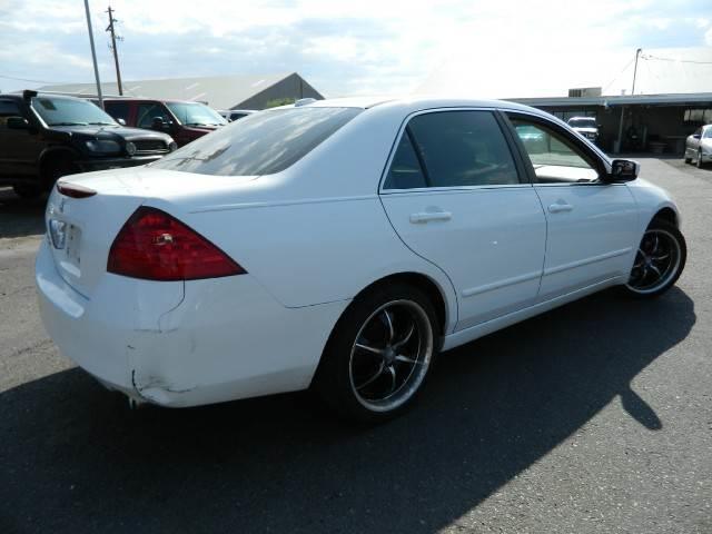 2006 Honda Accord 4dr XLS