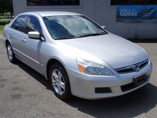 2006 Honda Accord 2dr Reg Cab 120.5 WB