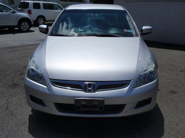 2006 Honda Accord 2dr Reg Cab 120.5 WB