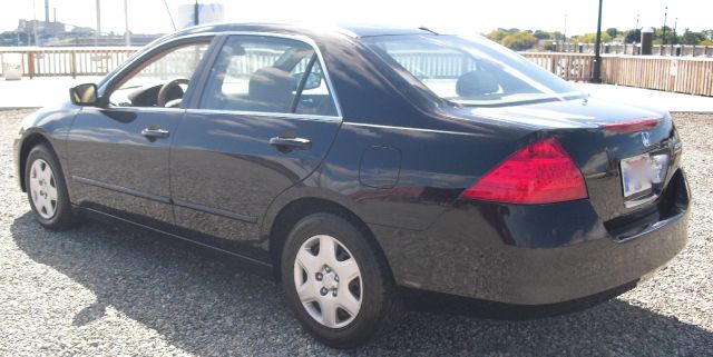 2006 Honda Accord 2dr Reg Cab 120.5 WB