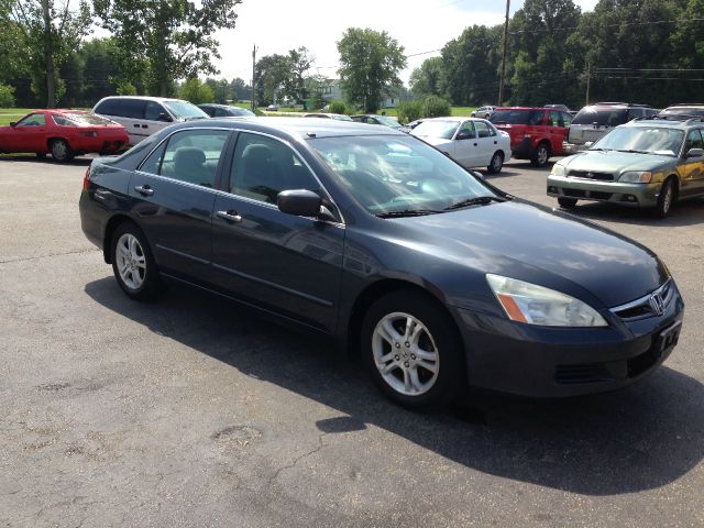 2006 Honda Accord 2dr Reg Cab 120.5 WB