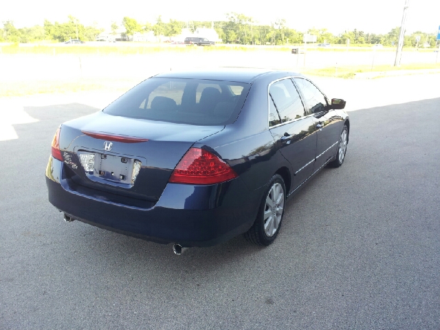 2007 Honda Accord SLT Quad Cab4x4