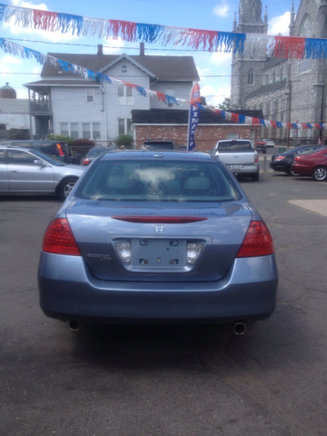 2007 Honda Accord 2011 Toyota Limited