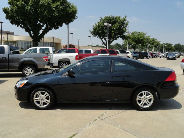 2007 Honda Accord 2dr Reg Cab 120.5 WB