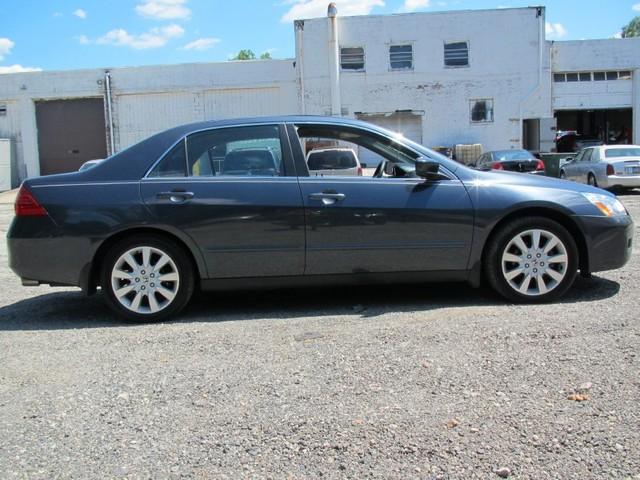 2007 Honda Accord 44